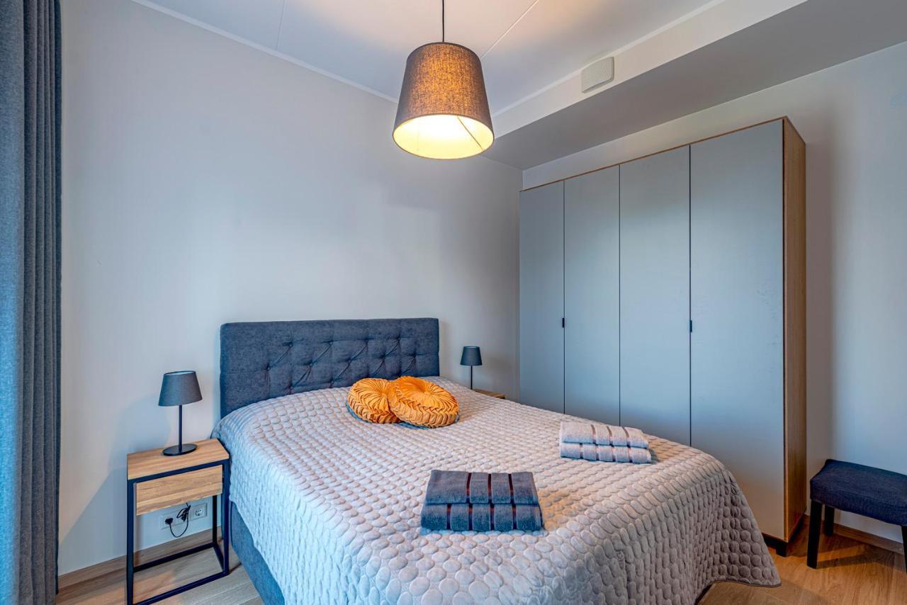 Artisa Riia Str 20B Luxury Penthouse Apartment Tartu Exteriör bild
